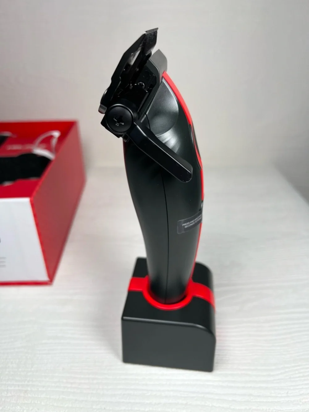 Cocco Veloce LITE Professional Cordless Hair Clippers